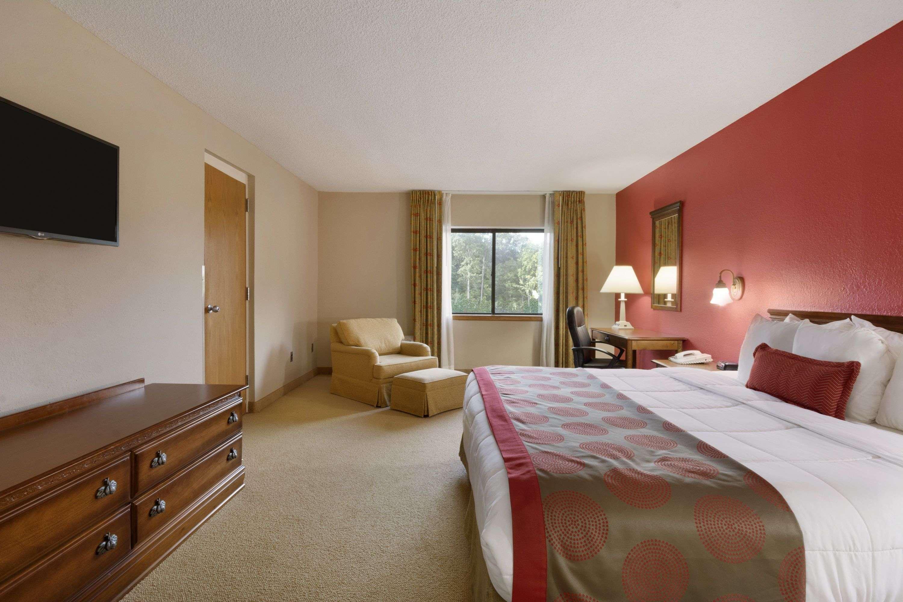 Hotel Ramada By Wyndham Raleigh Zewnętrze zdjęcie